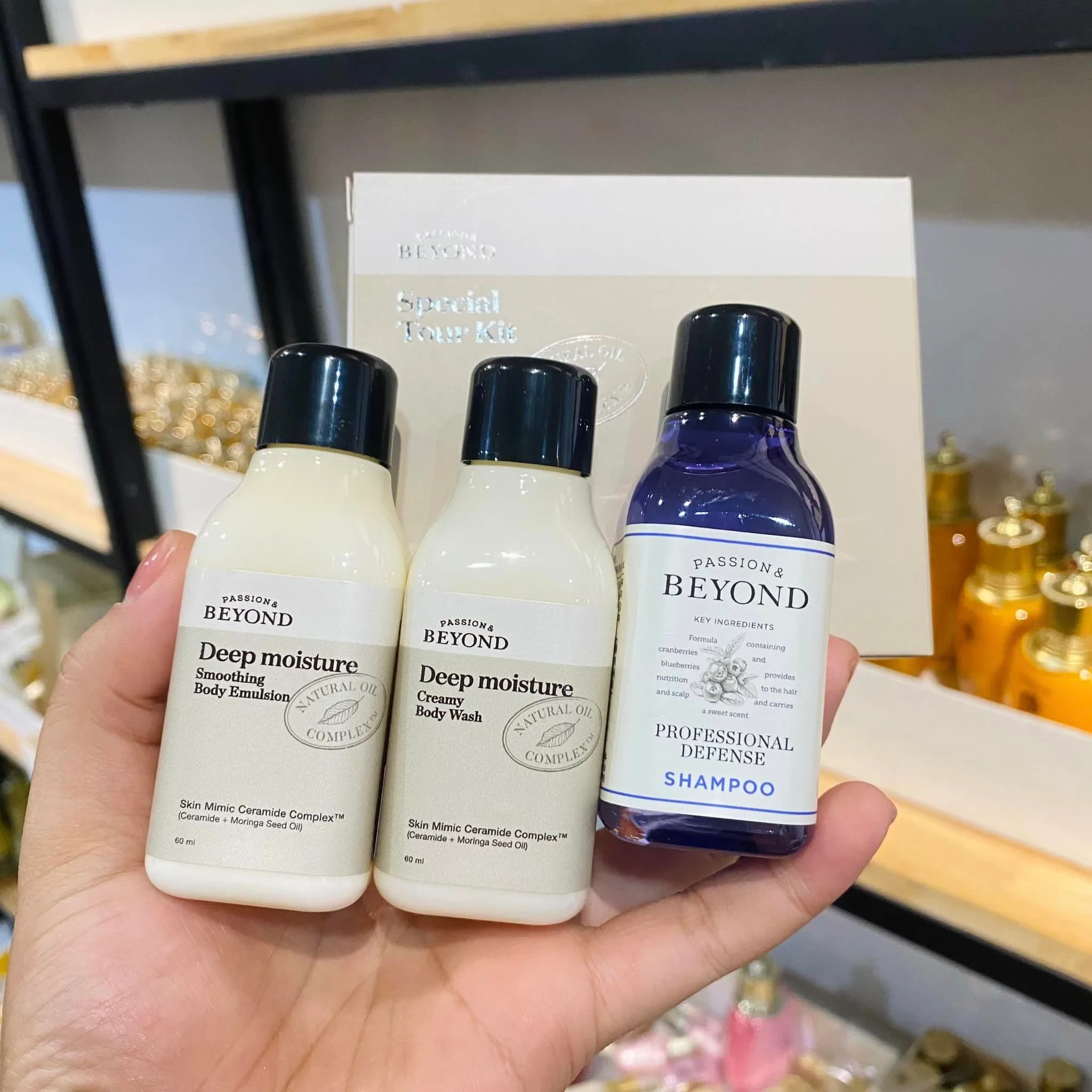 Ảnh Thực Tế Bộ chăm sóc da toàn thân Beyond Special Tour Kit: Beyond Professional Defense Shampoo - Beyond Deep Moisture Smoothing Body Emulsion - Beyond Deep Moisture Creamy Body Wash